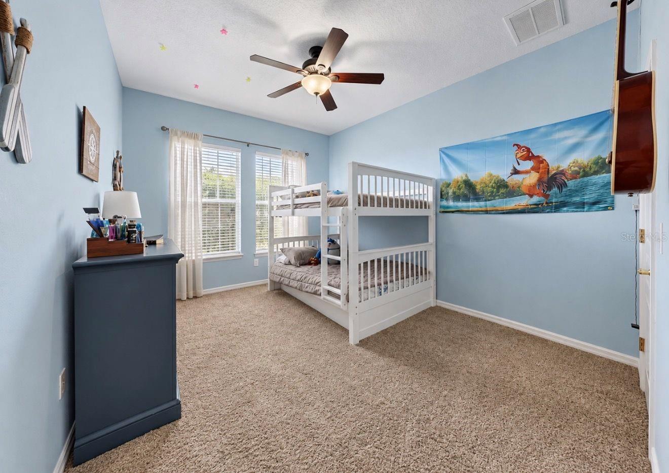 542 ISLEBAY DR
