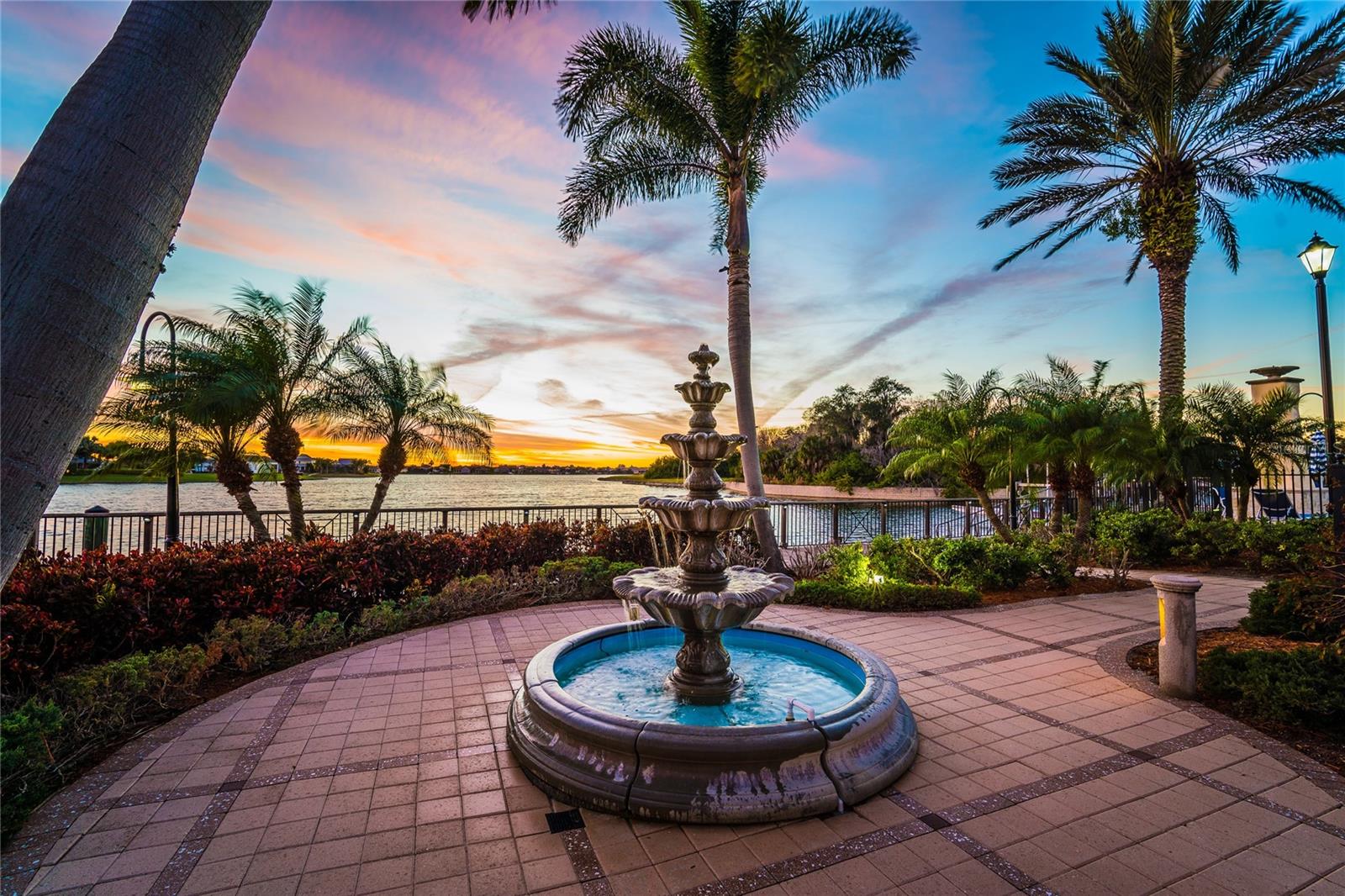 542 ISLEBAY DR