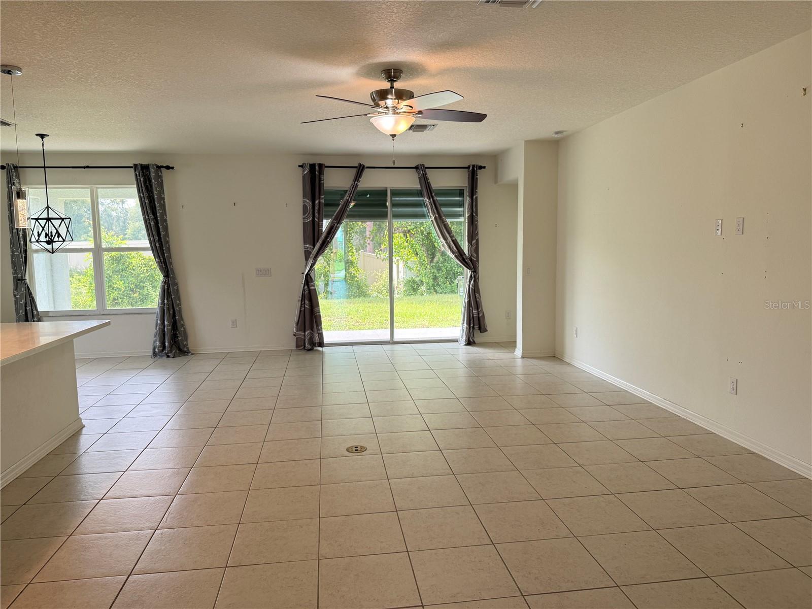 13933 NESBIT CT