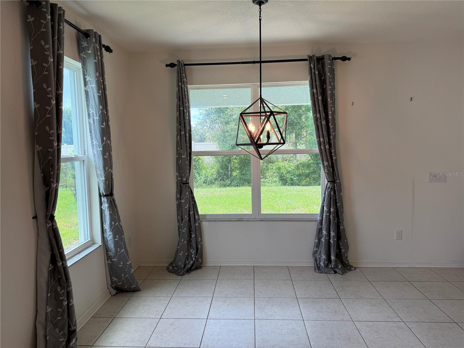 13933 NESBIT CT