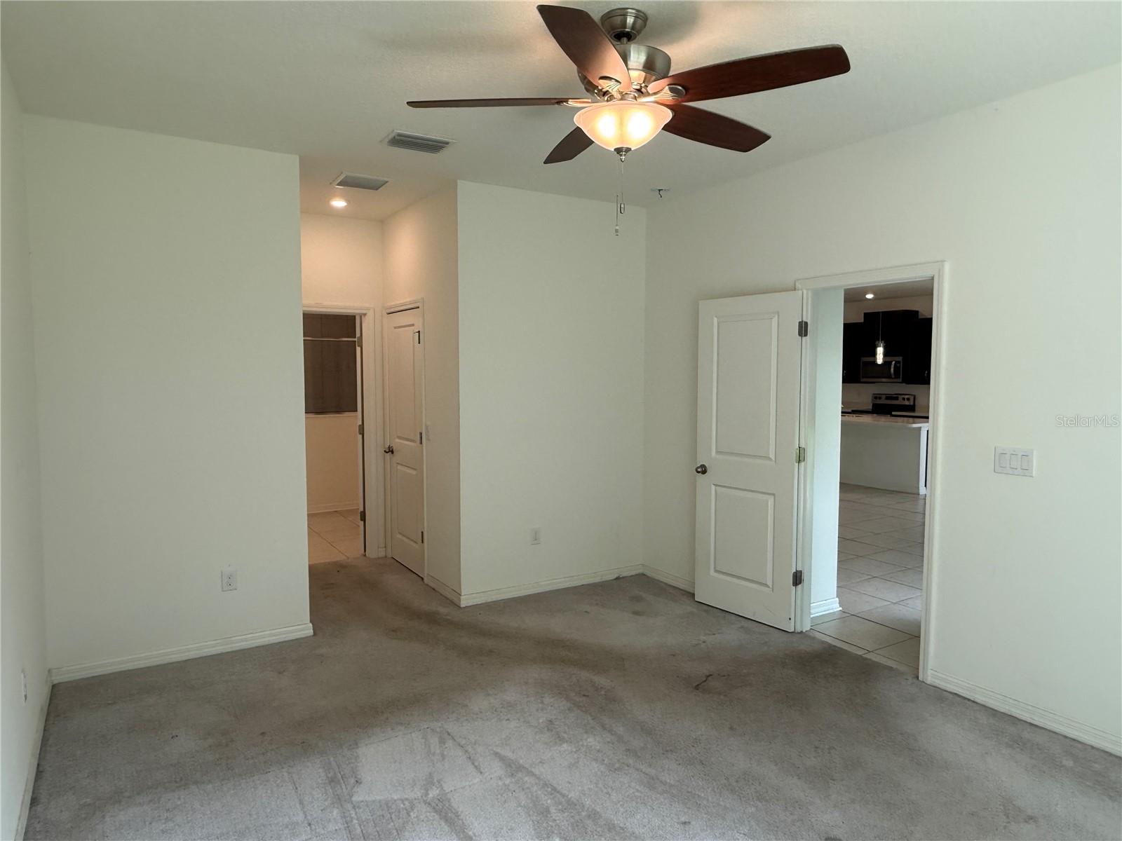 13933 NESBIT CT