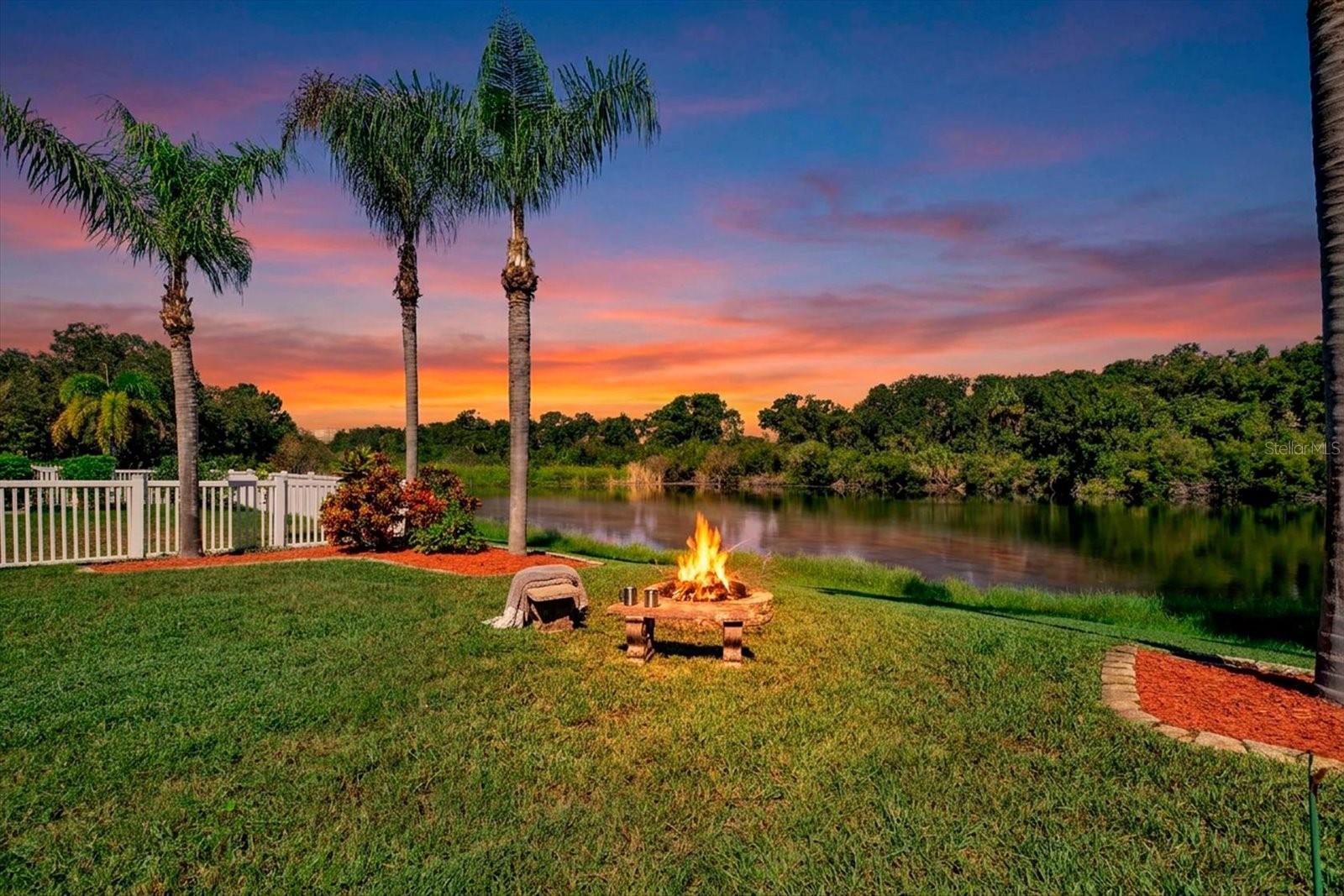 7127 FOREST MERE DR