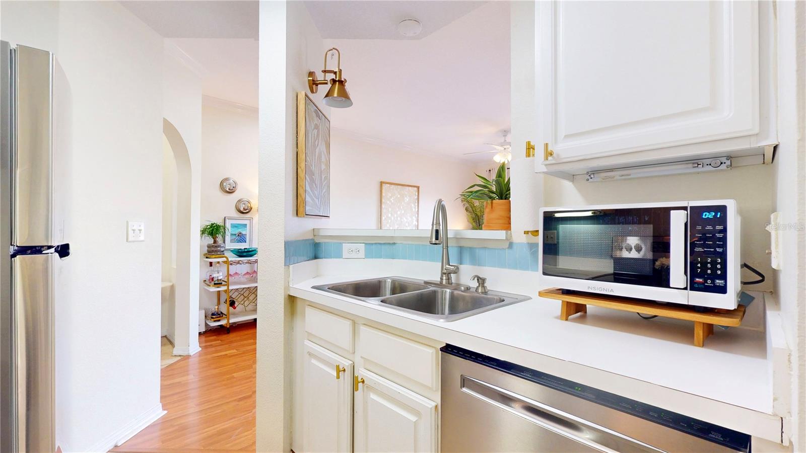 501 KNIGHTS RUN AVE #2121
