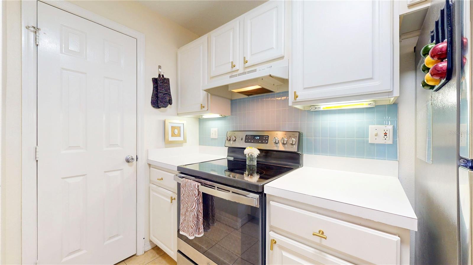 501 KNIGHTS RUN AVE #2121