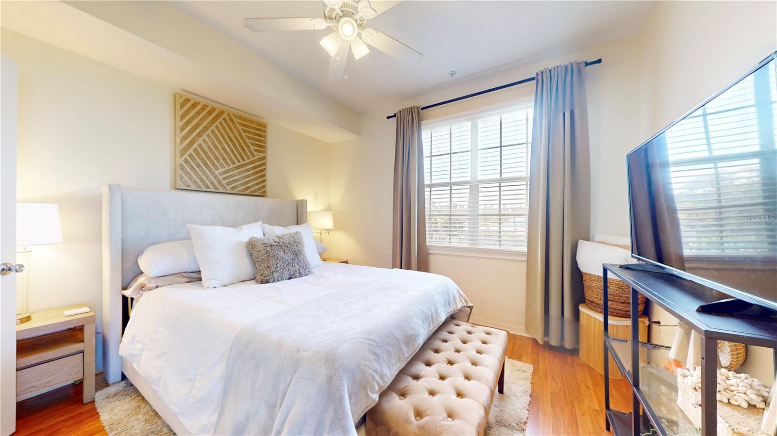 501 KNIGHTS RUN AVE #2121