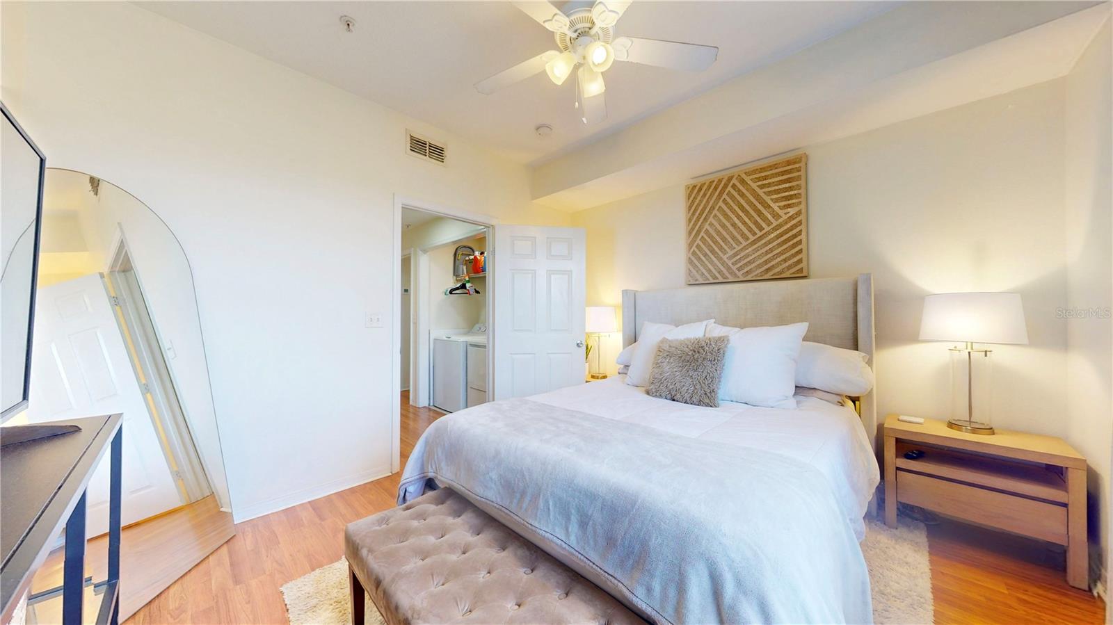 501 KNIGHTS RUN AVE #2121