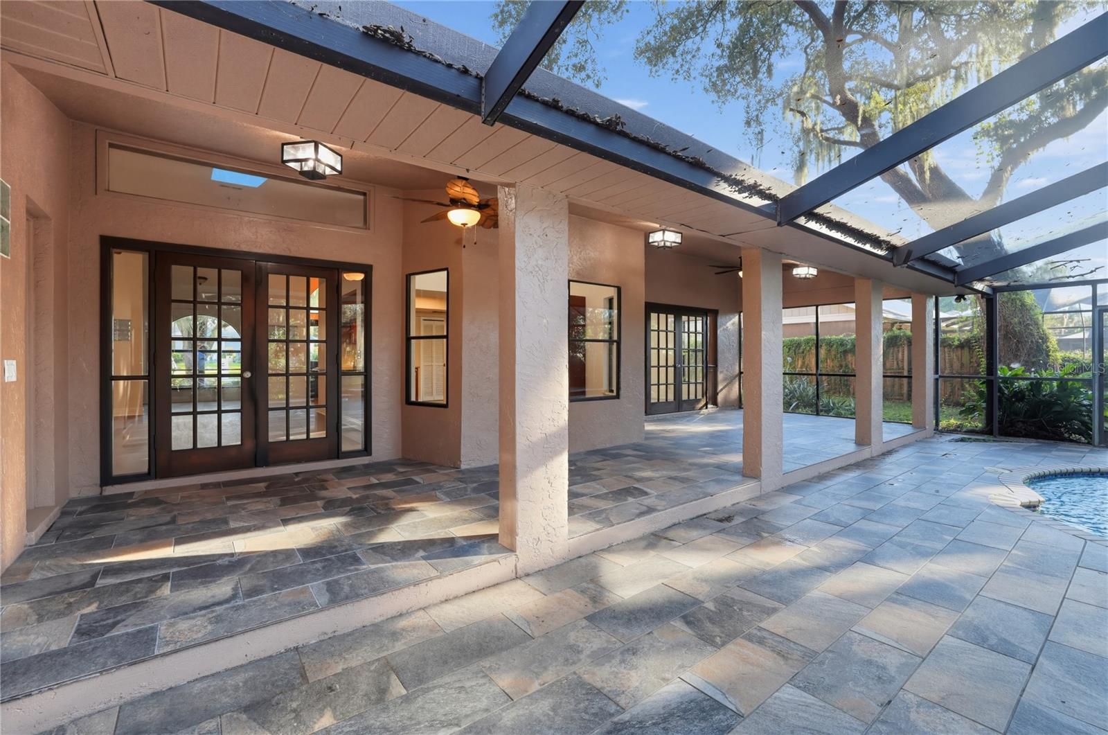 1005 HOLLYBERRY CT