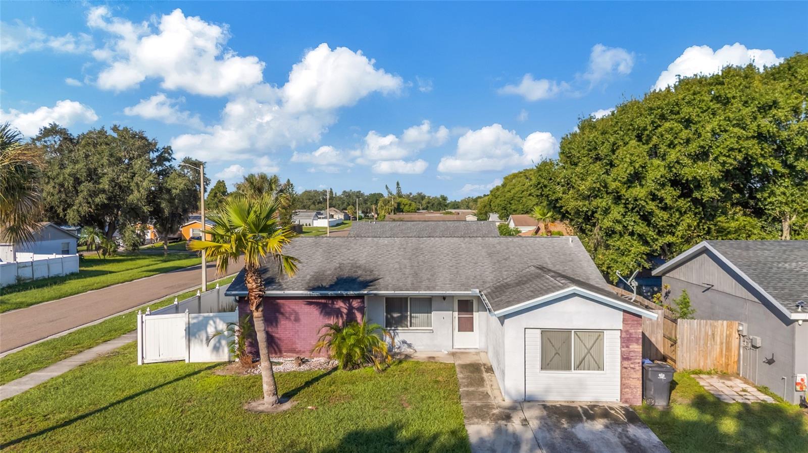 1002 PINE RIDGE CIR