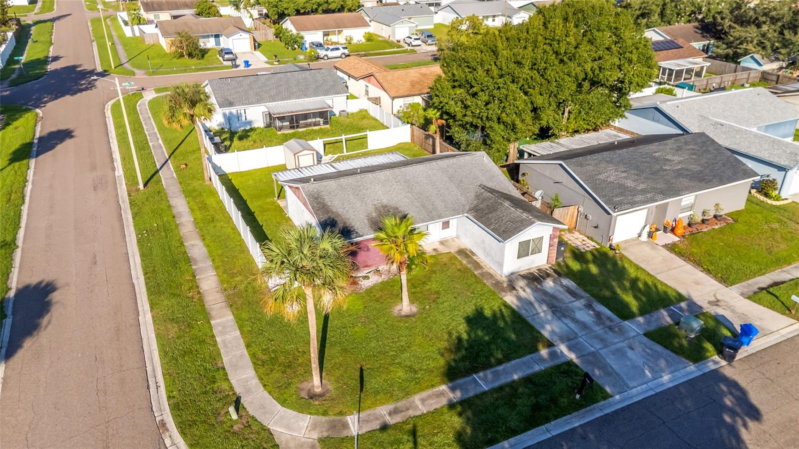 1002 PINE RIDGE CIR