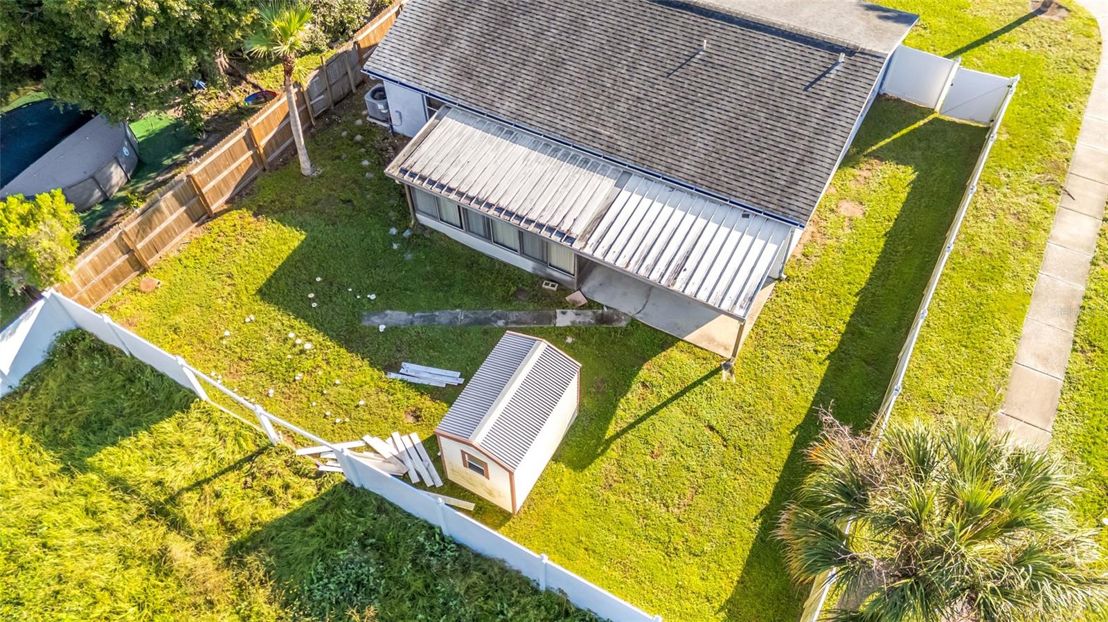 1002 PINE RIDGE CIR