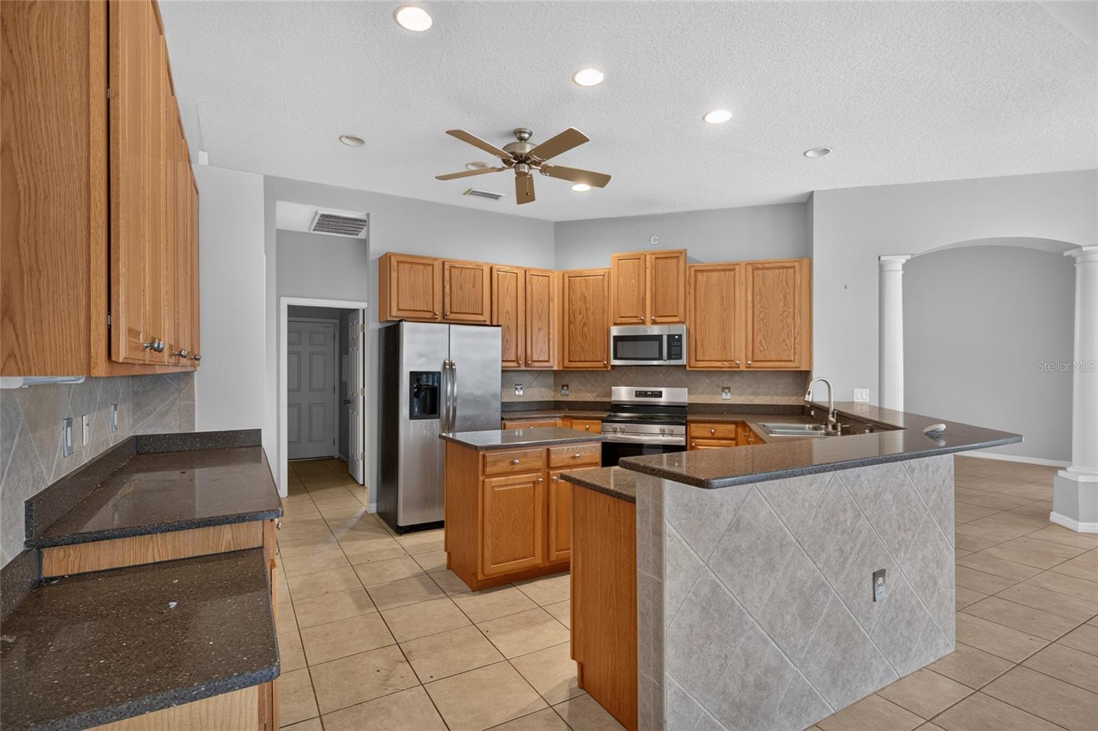 12263 CREEK EDGE DR