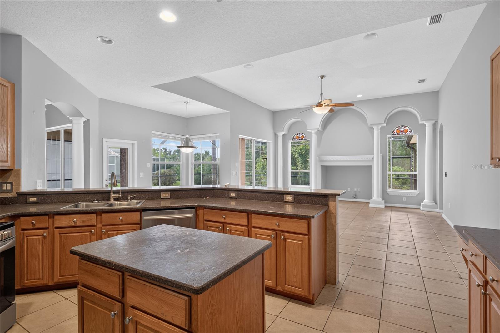12263 CREEK EDGE DR