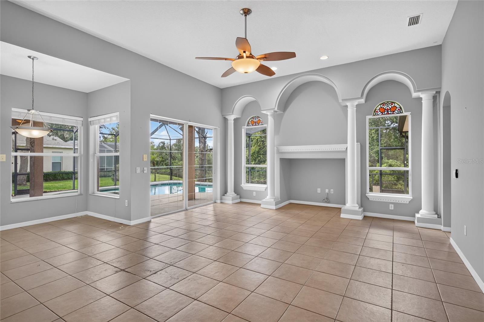 12263 CREEK EDGE DR