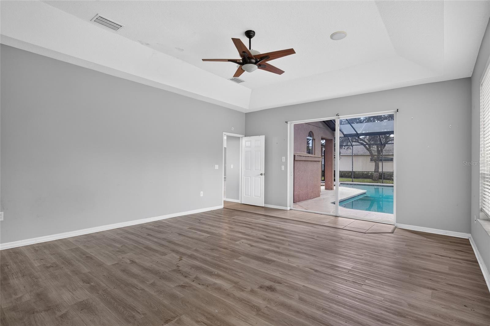 12263 CREEK EDGE DR