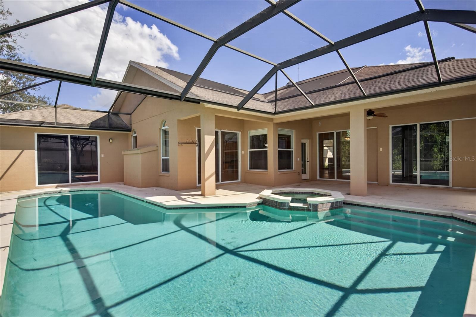 12263 CREEK EDGE DR