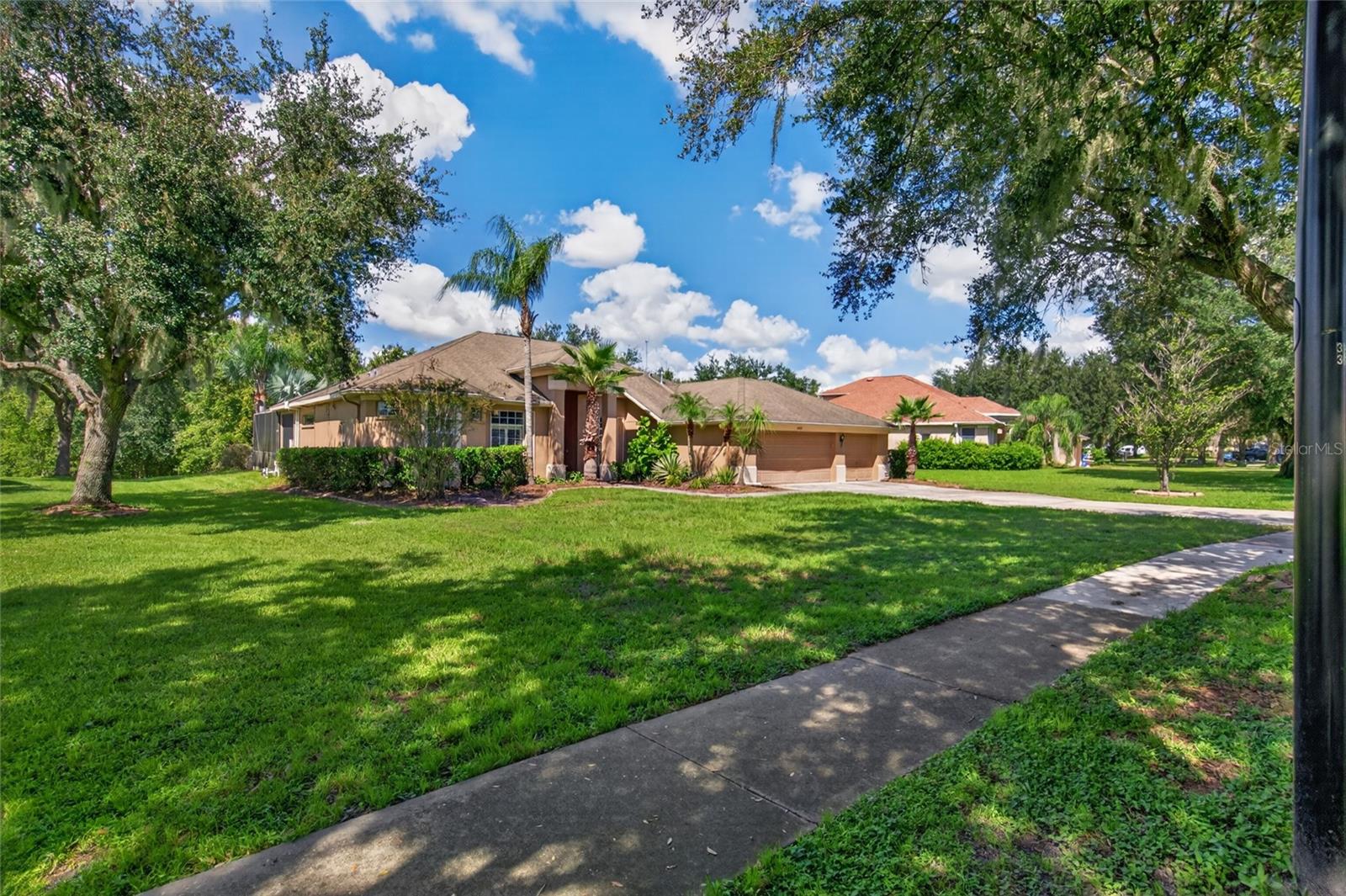 12263 CREEK EDGE DR
