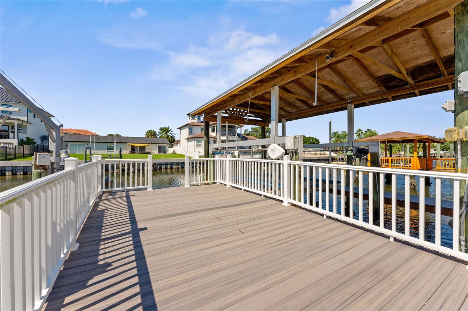 3912 FONTAINEBLEAU DR