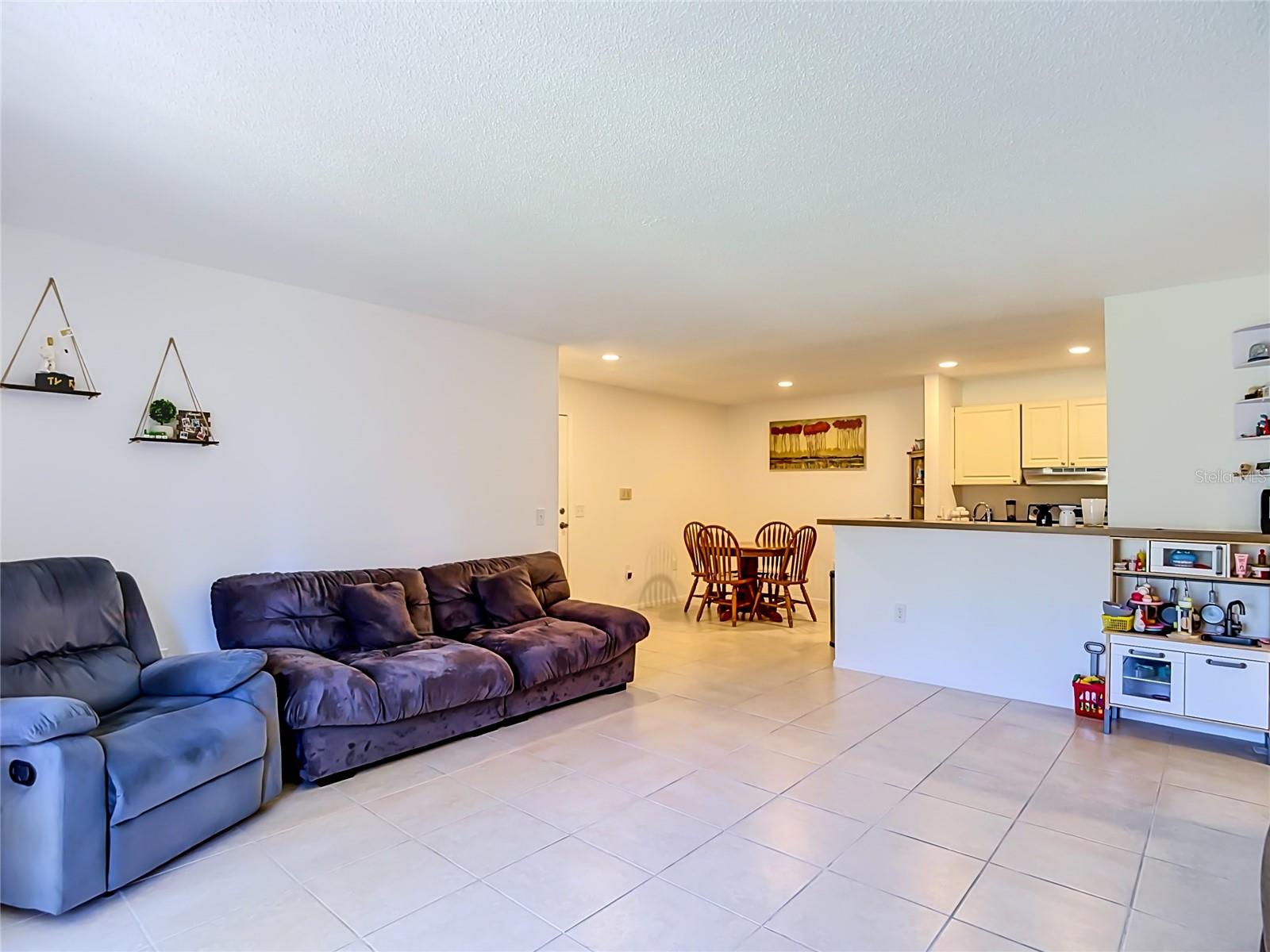 9481 HIGHLAND OAK DR #1202