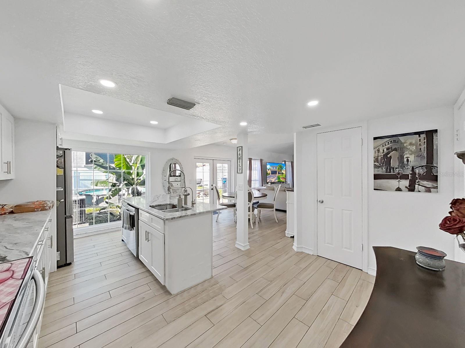 9713 LITTLE POND WAY