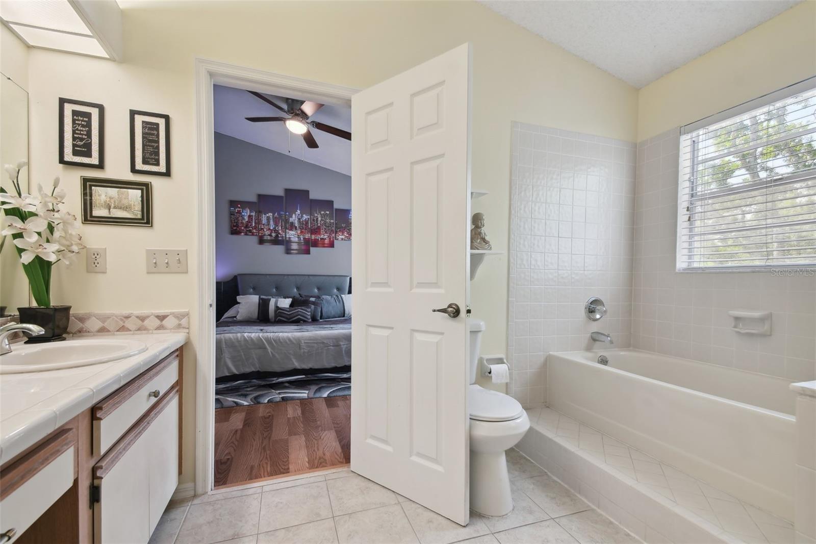 5836 RED CEDAR LN