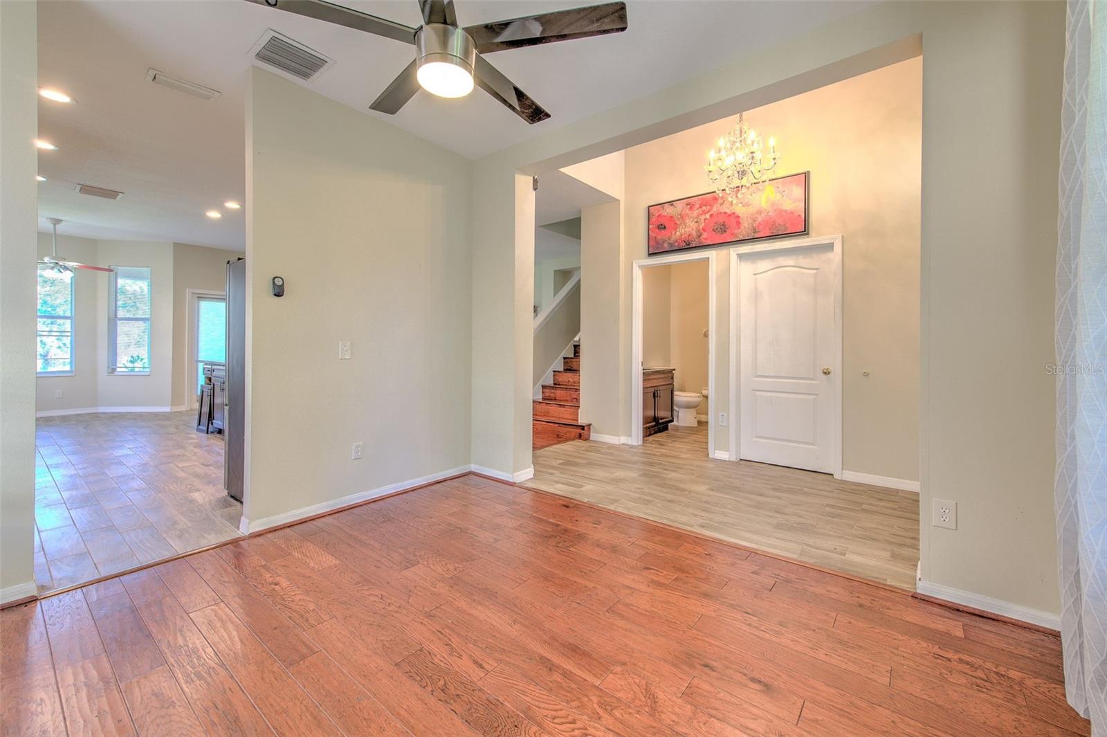 8804 SANDY PLAINS DR