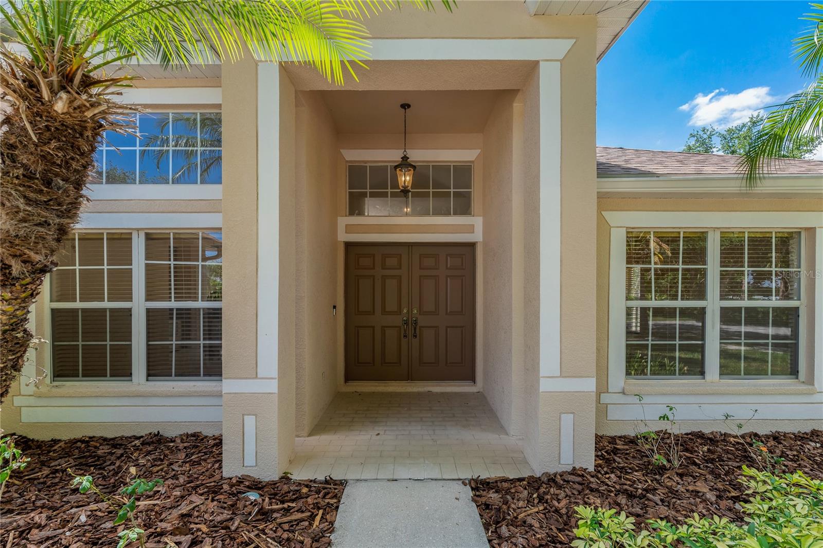 8211 CANYON CREEK WAY