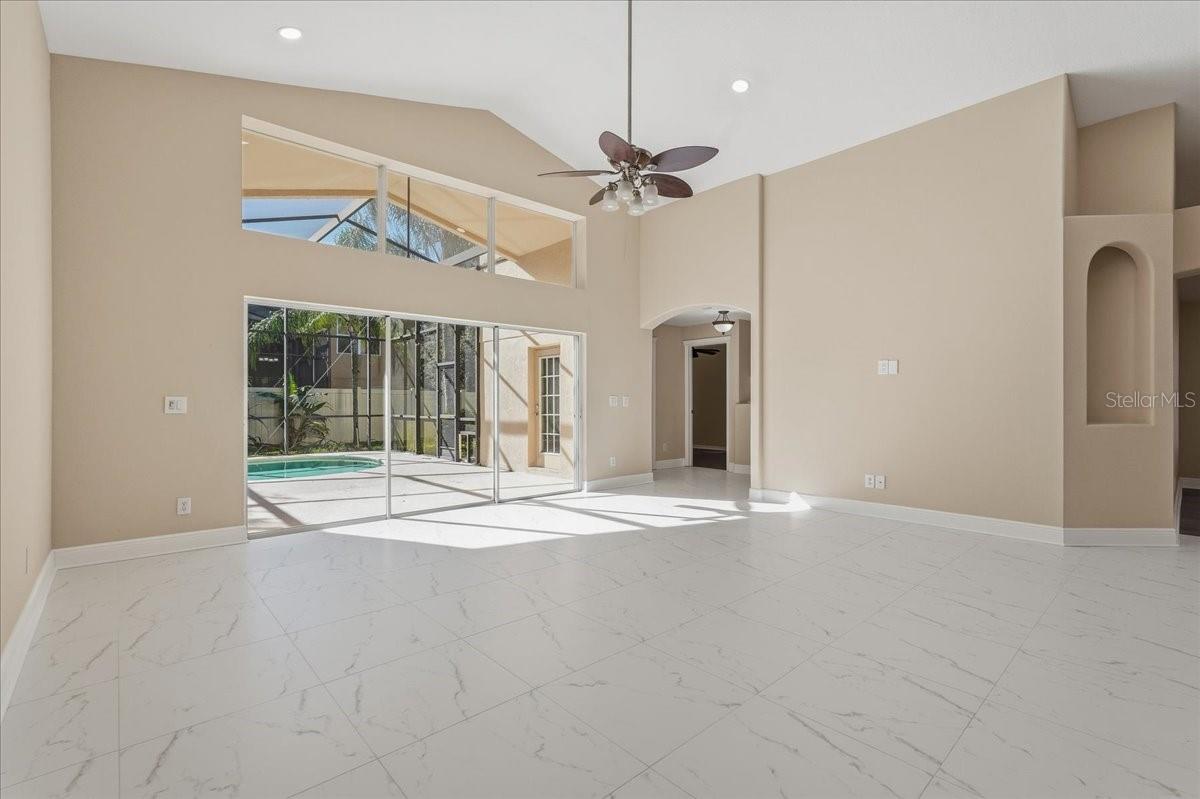 8211 CANYON CREEK WAY