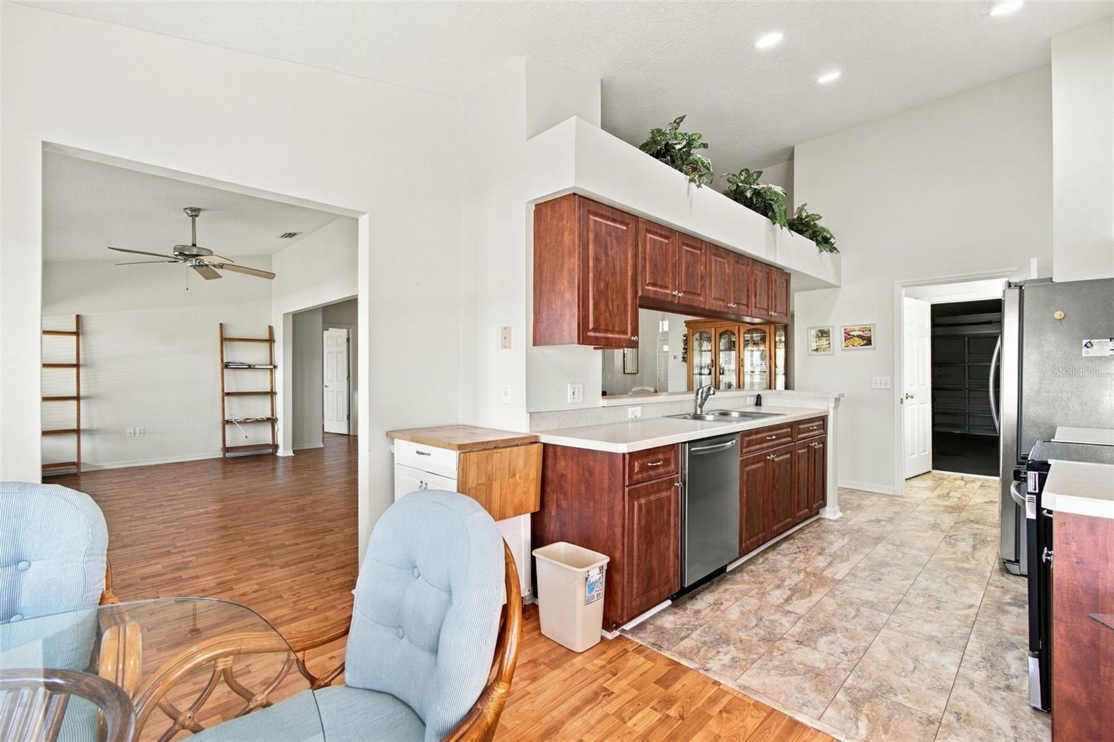 11115 SUN TREE RD