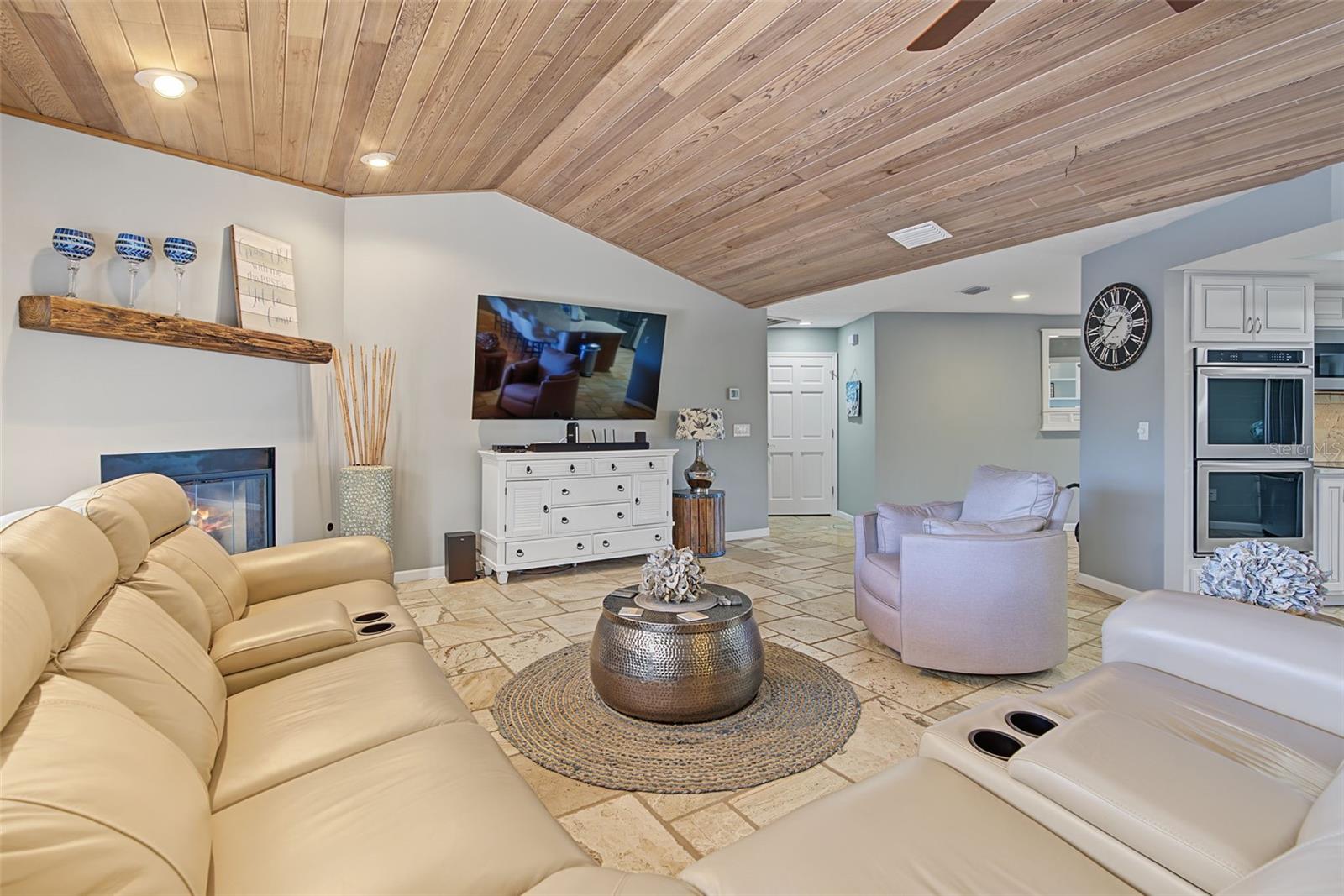 6604 BLACKFIN WAY