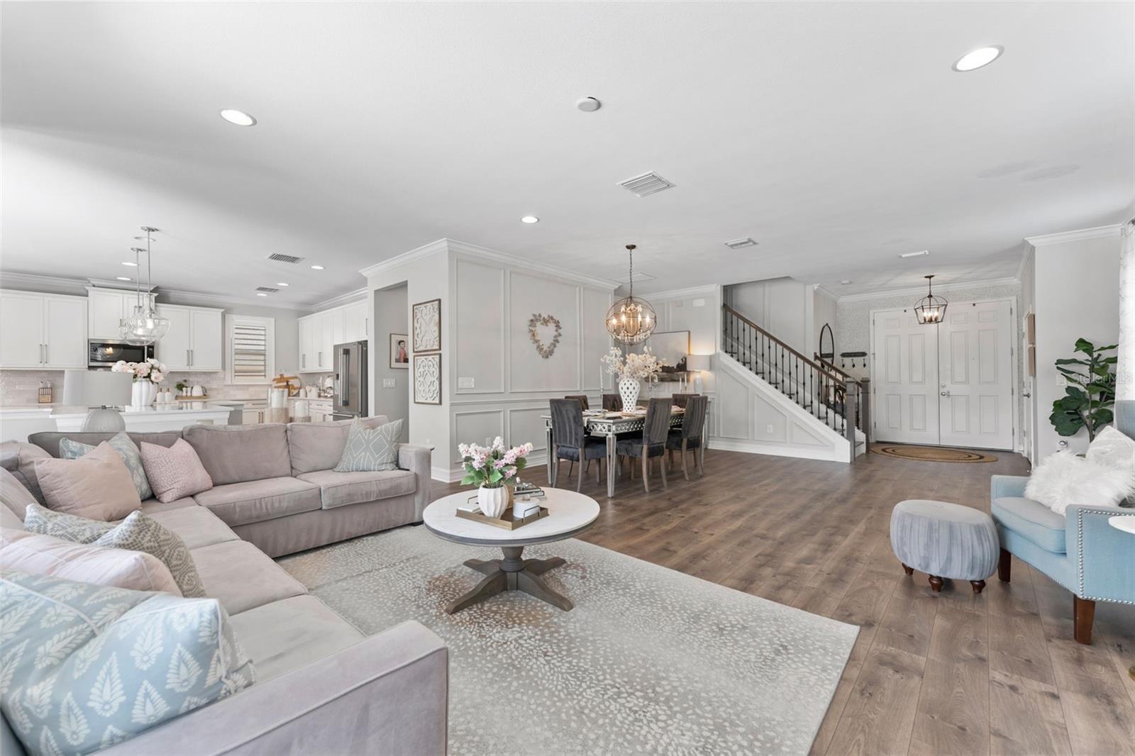 8010 RED ORCHARD CT