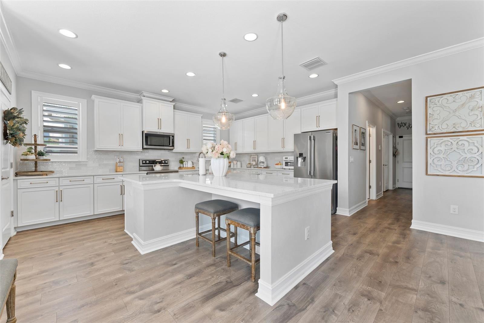8010 RED ORCHARD CT