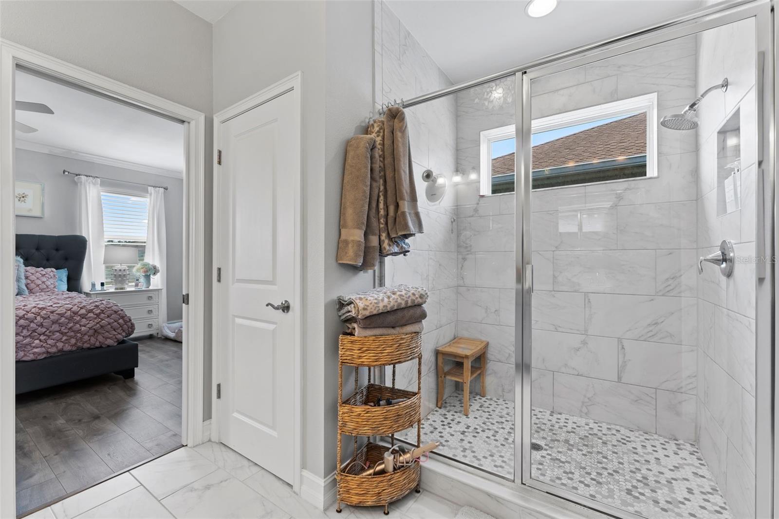 8010 RED ORCHARD CT