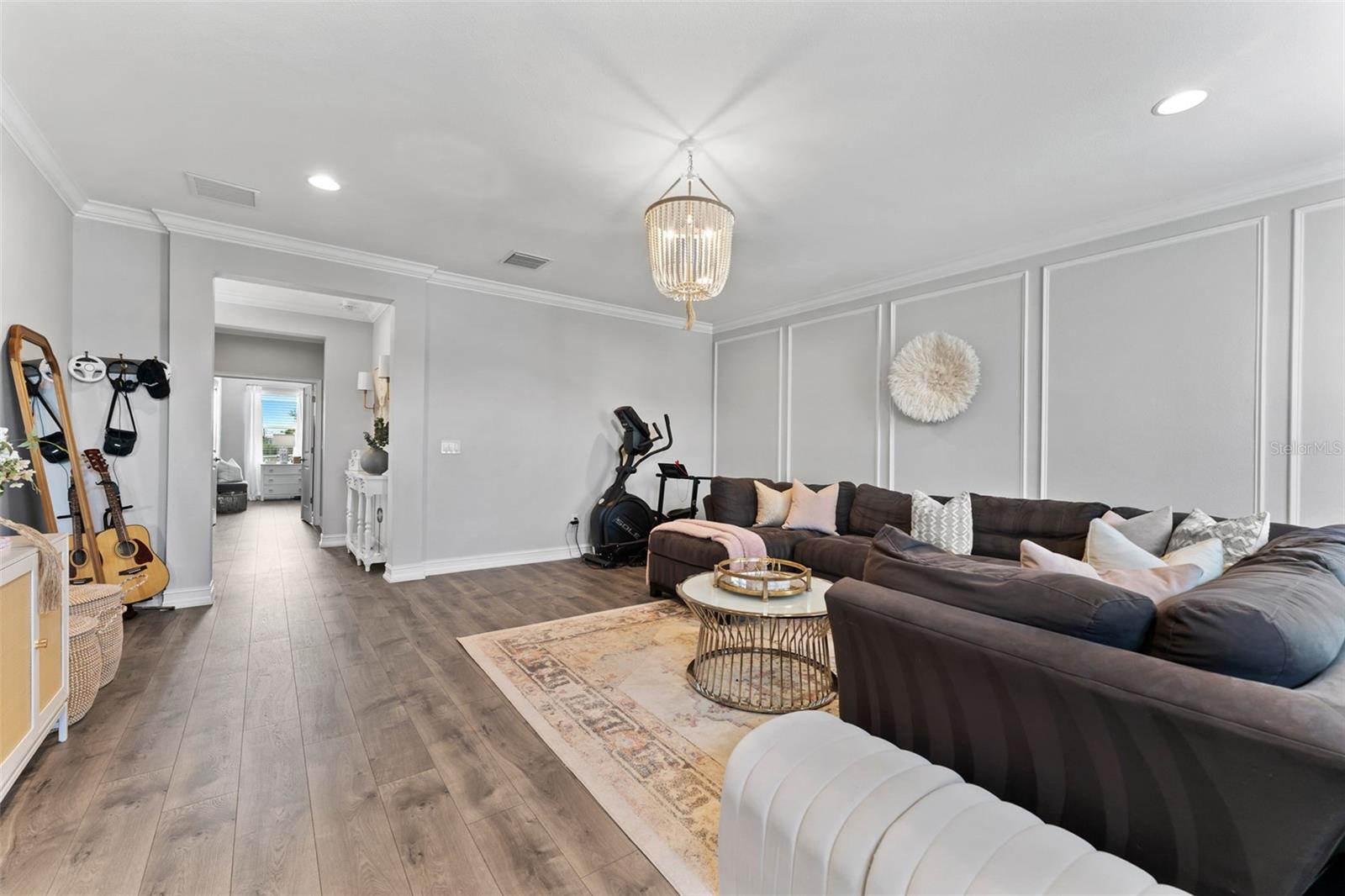 8010 RED ORCHARD CT