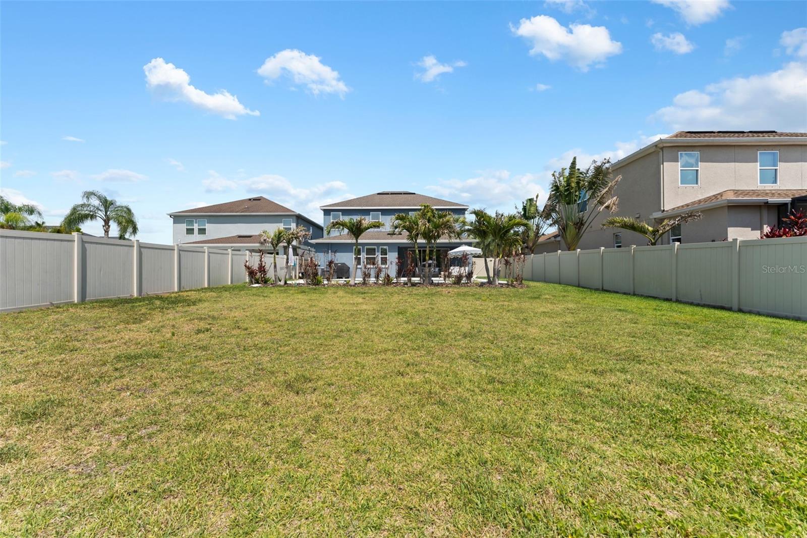 8010 RED ORCHARD CT