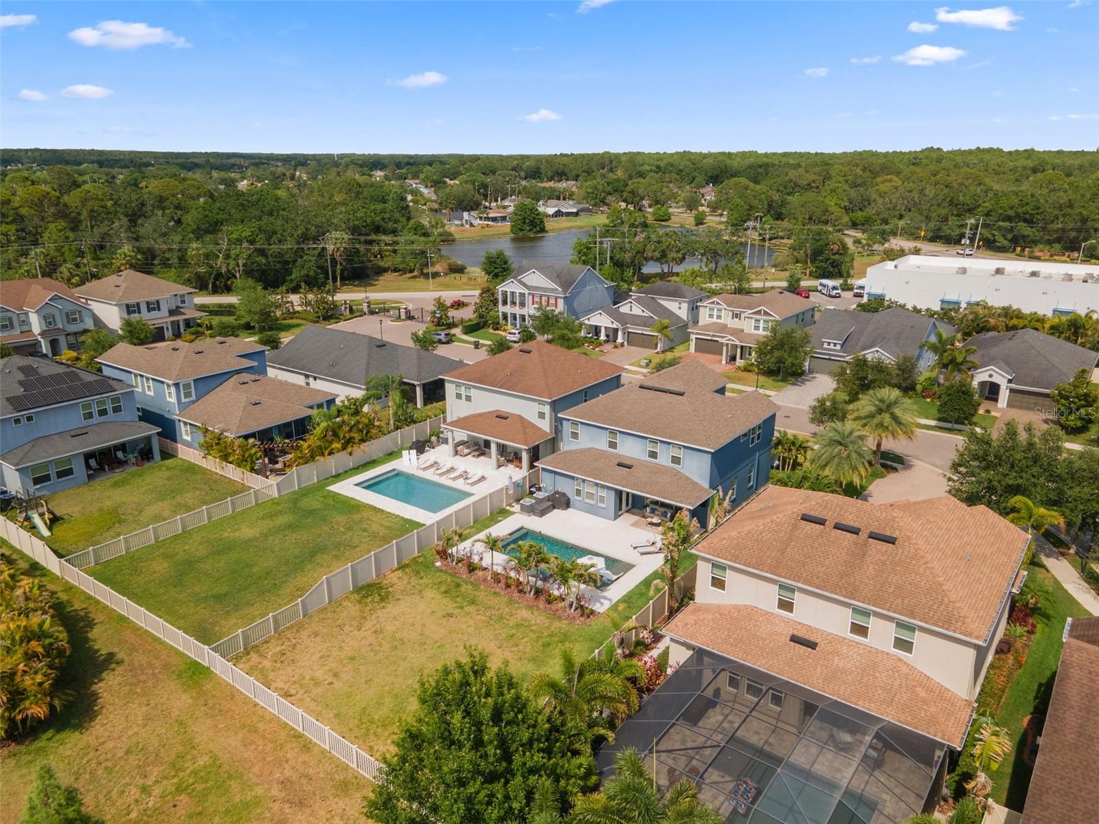 8010 RED ORCHARD CT