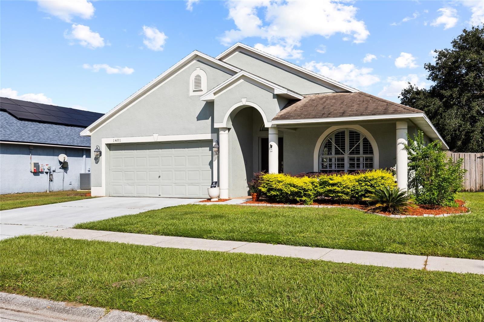 1401 LAKE SHORE RANCH DR