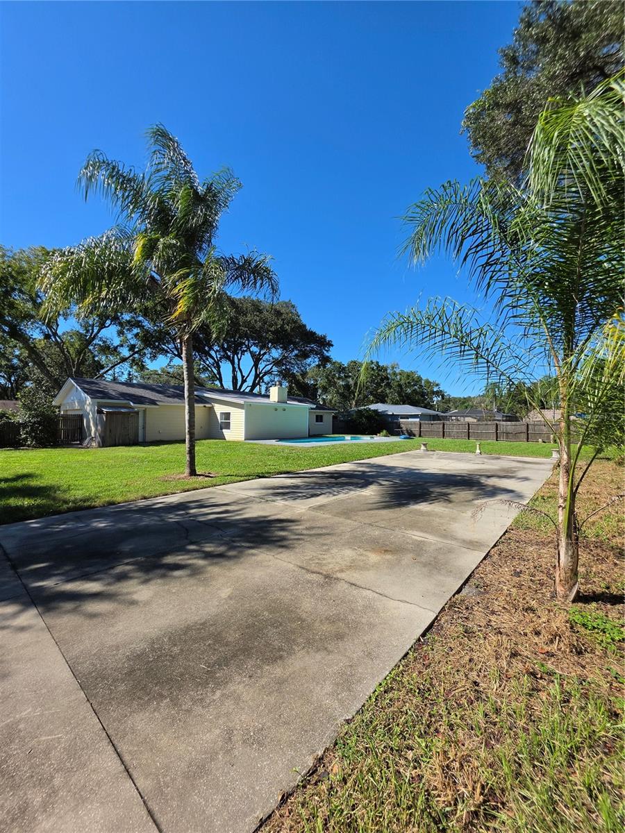 17001 MELBA LN