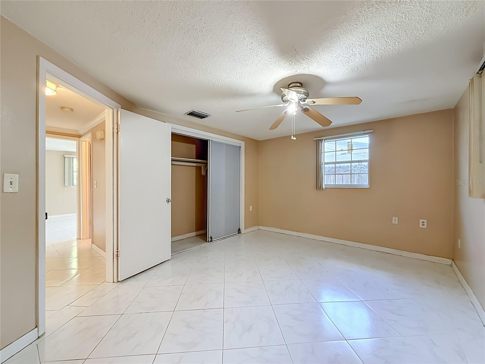 1153 CHANCELLOR DR