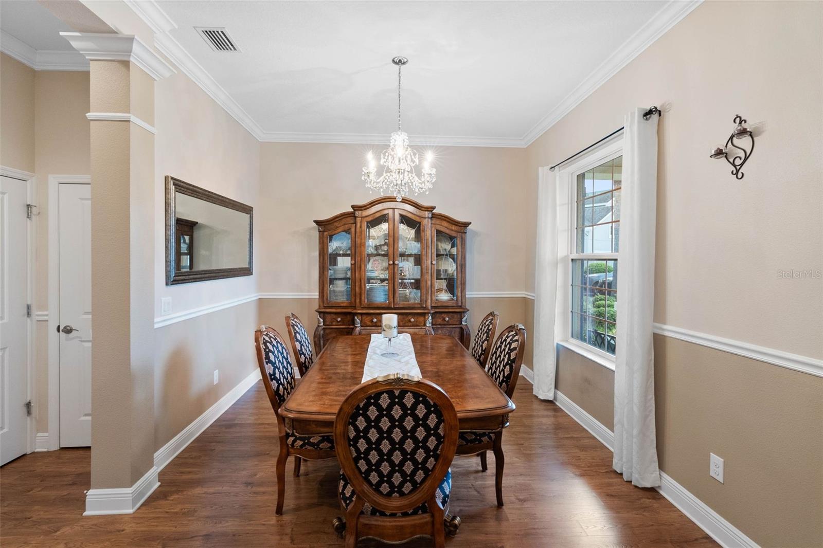 2749 VERONA LN