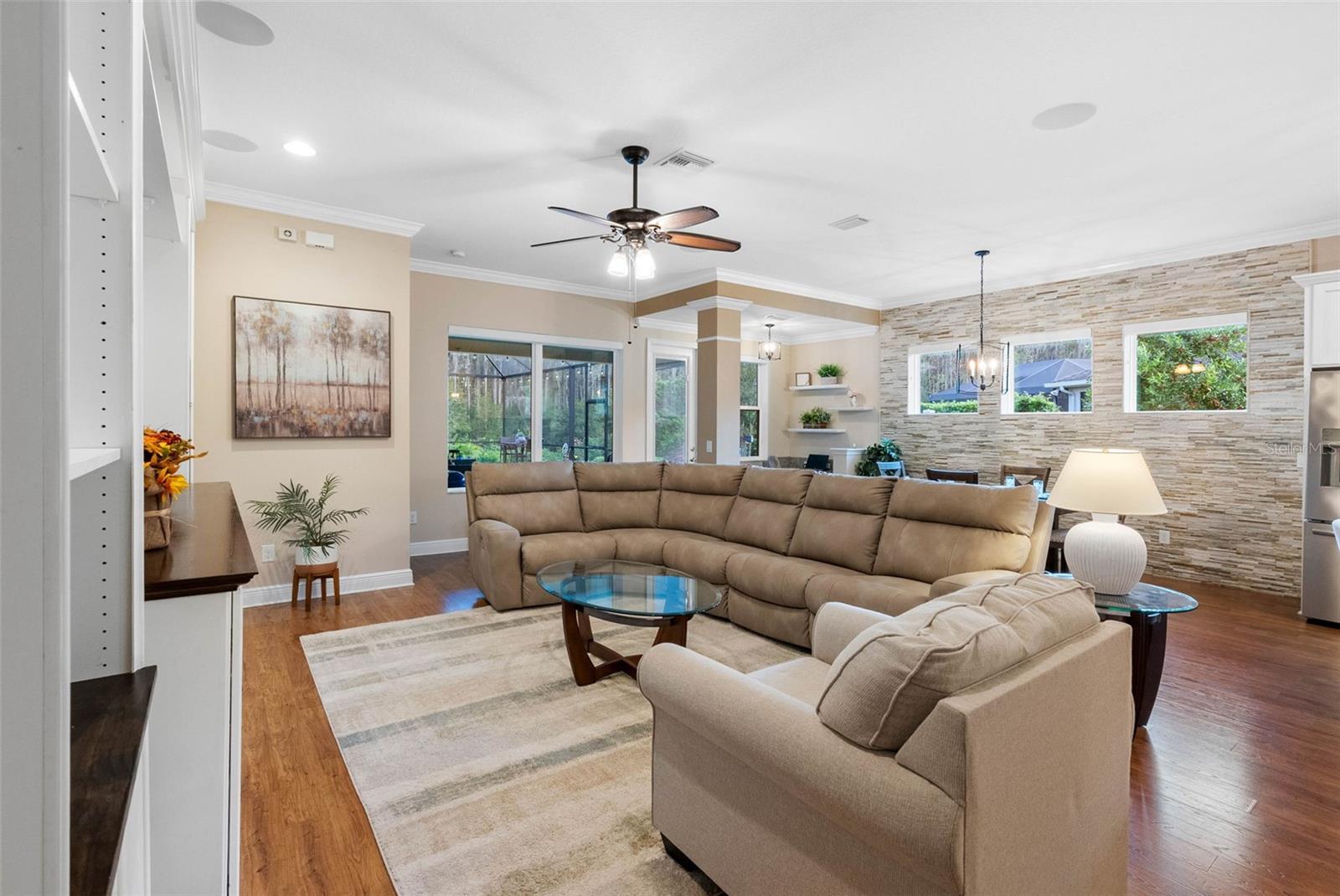 2749 VERONA LN