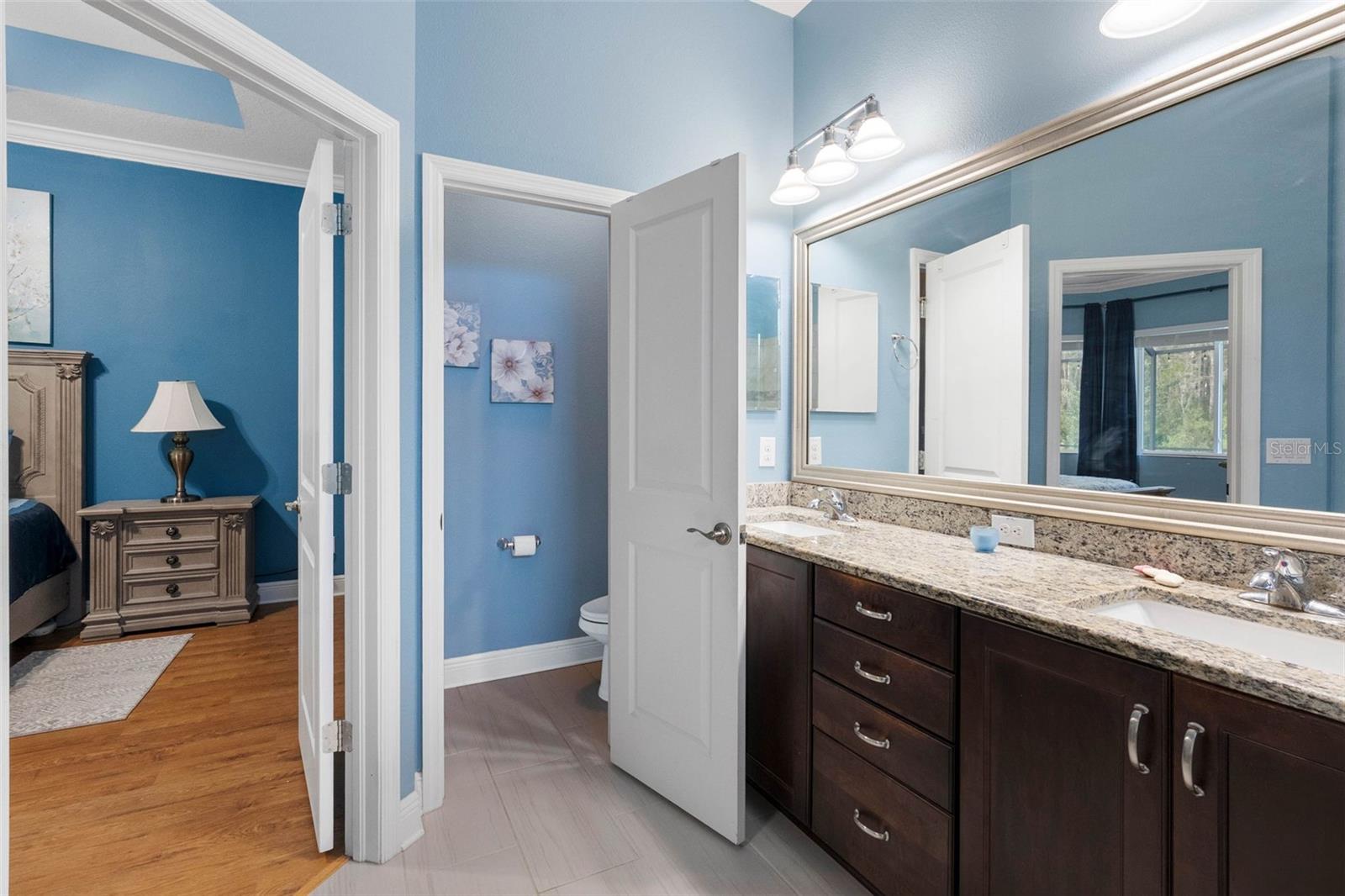 2749 VERONA LN