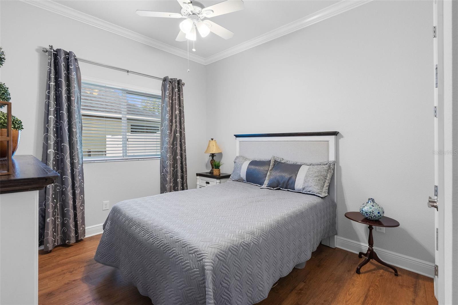 2749 VERONA LN