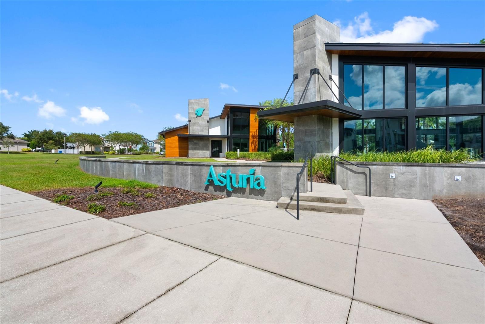 2749 VERONA LN