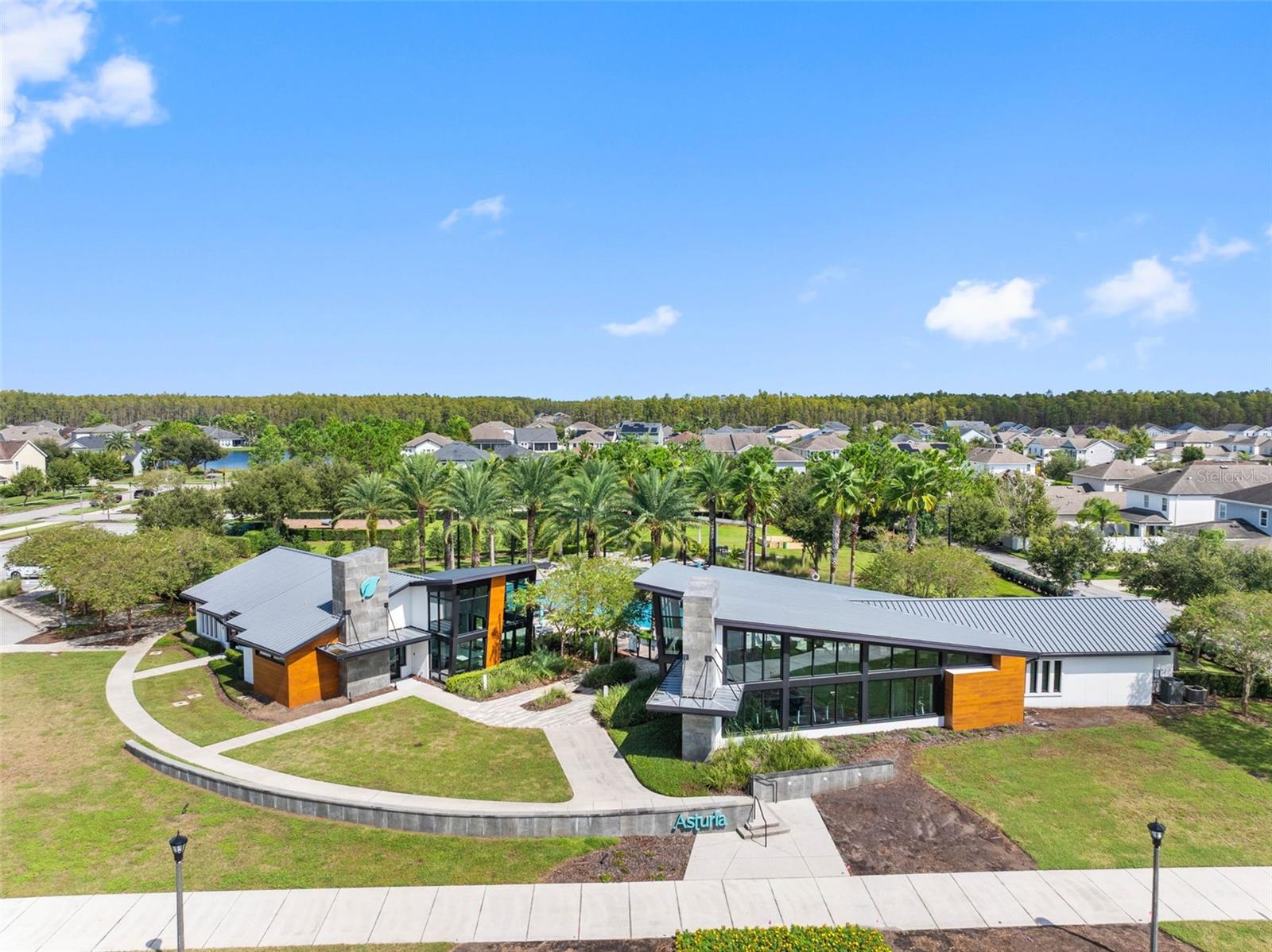 2749 VERONA LN