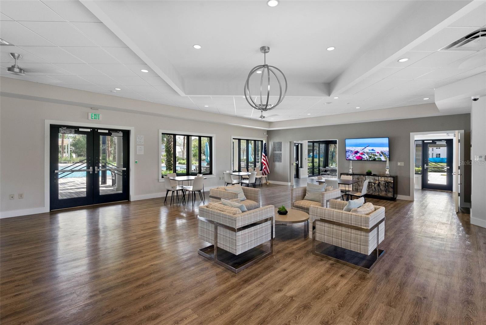 2749 VERONA LN
