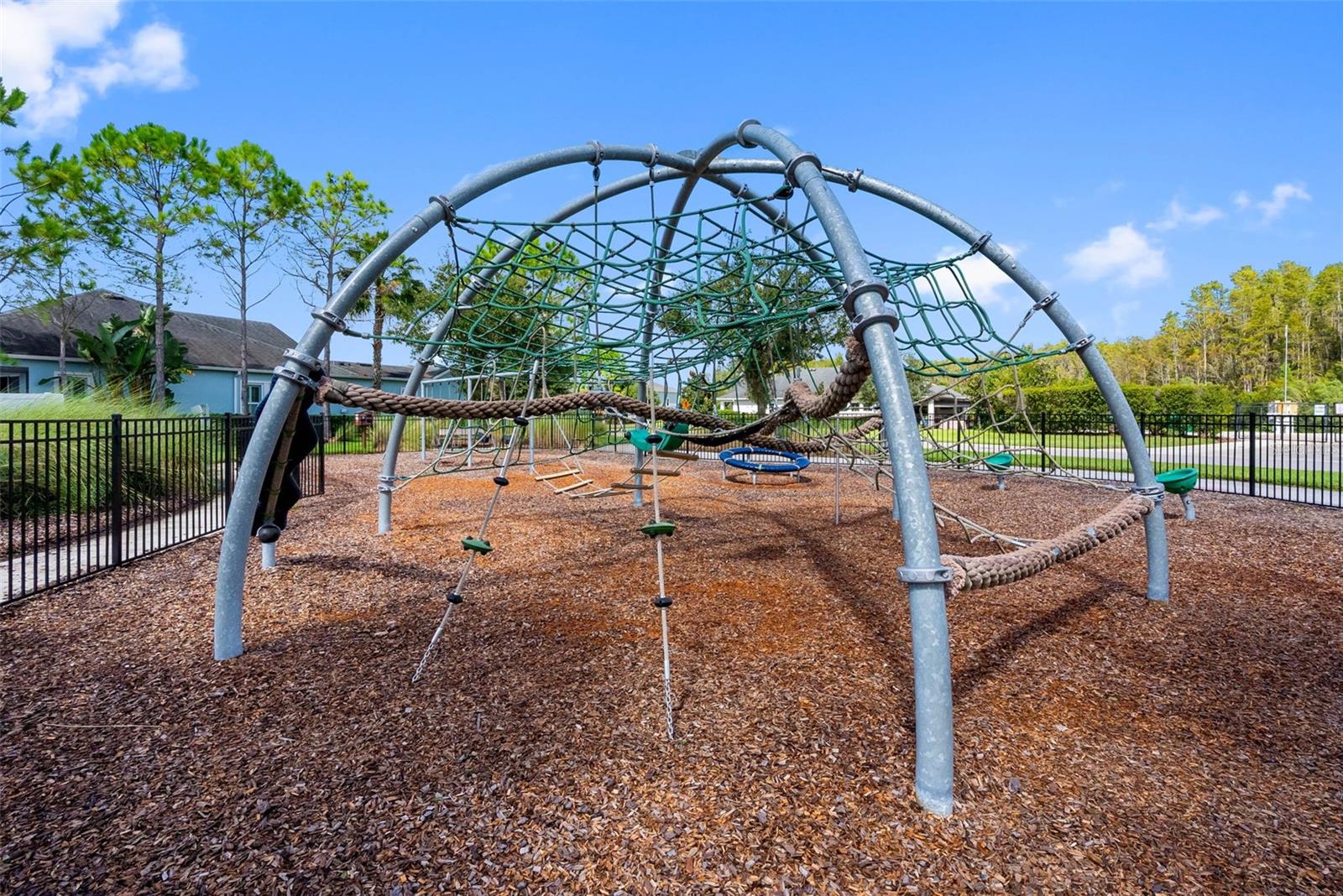 2749 VERONA LN