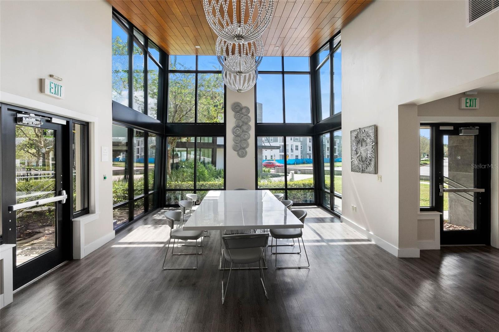 2749 VERONA LN