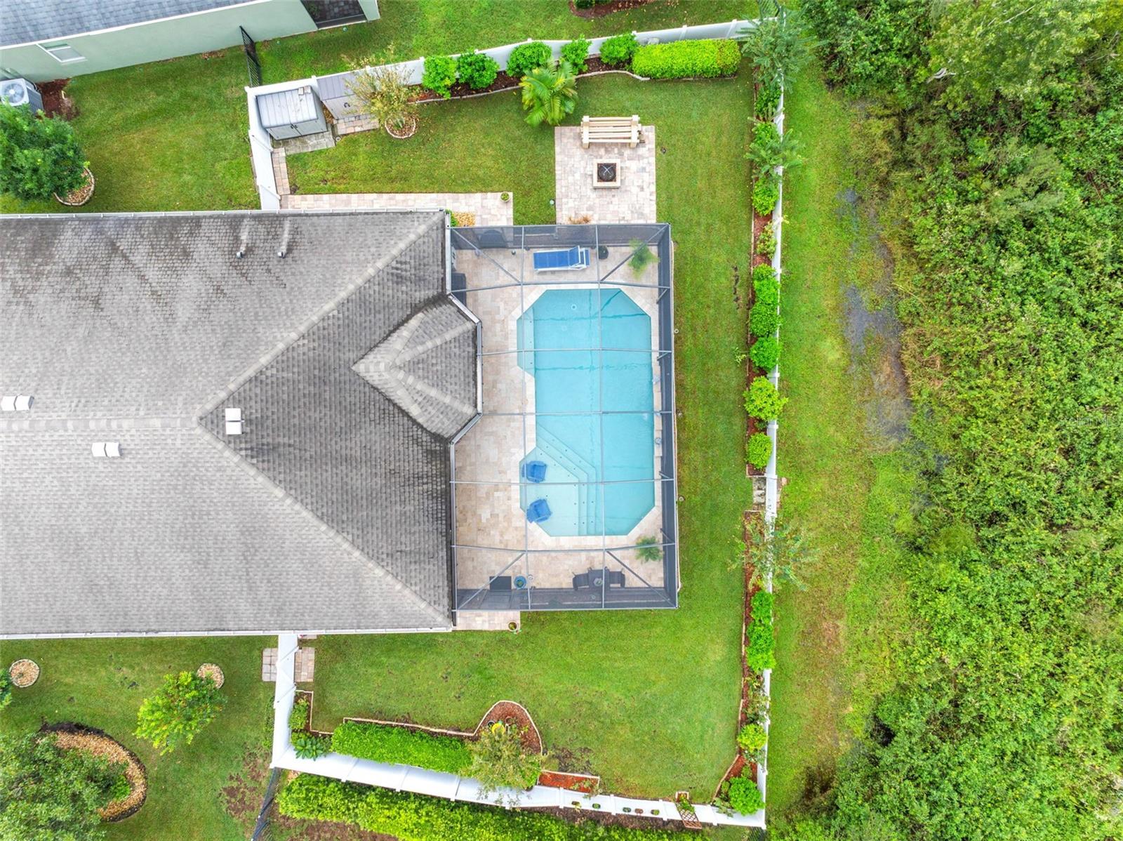 2749 VERONA LN