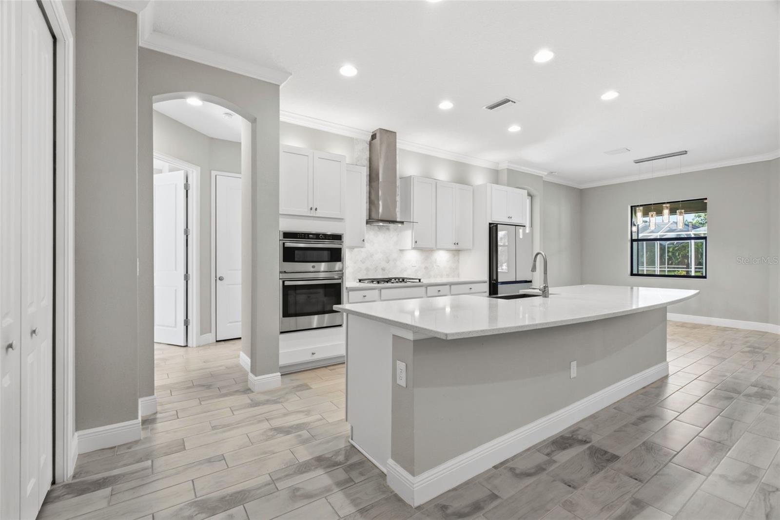 814 TIRANO WAY