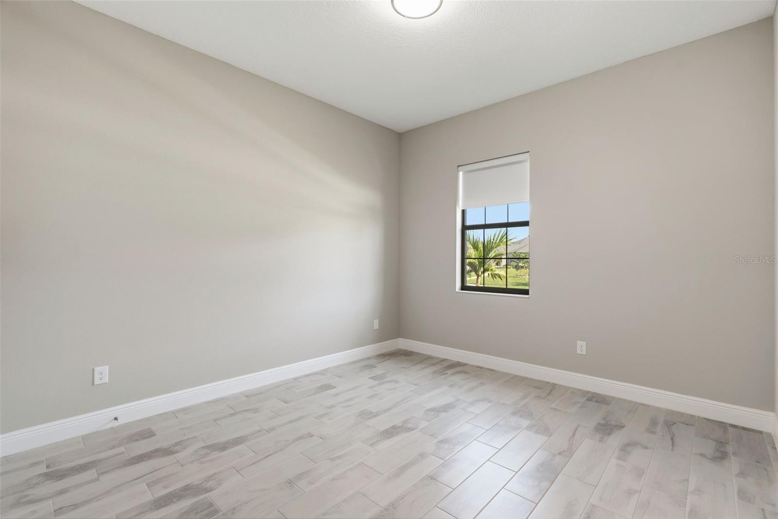 814 TIRANO WAY